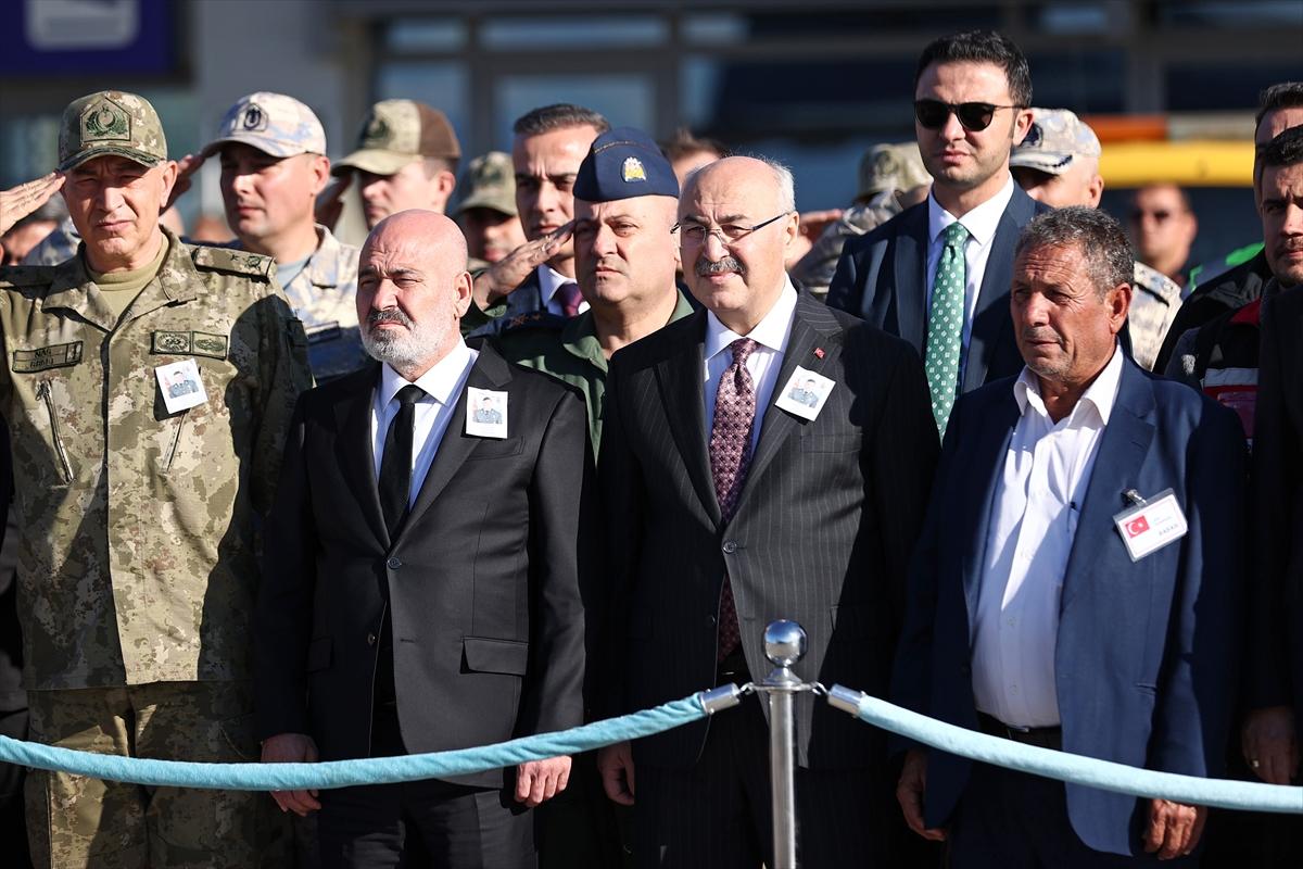 Türkiye şehitlerine veda ediyor