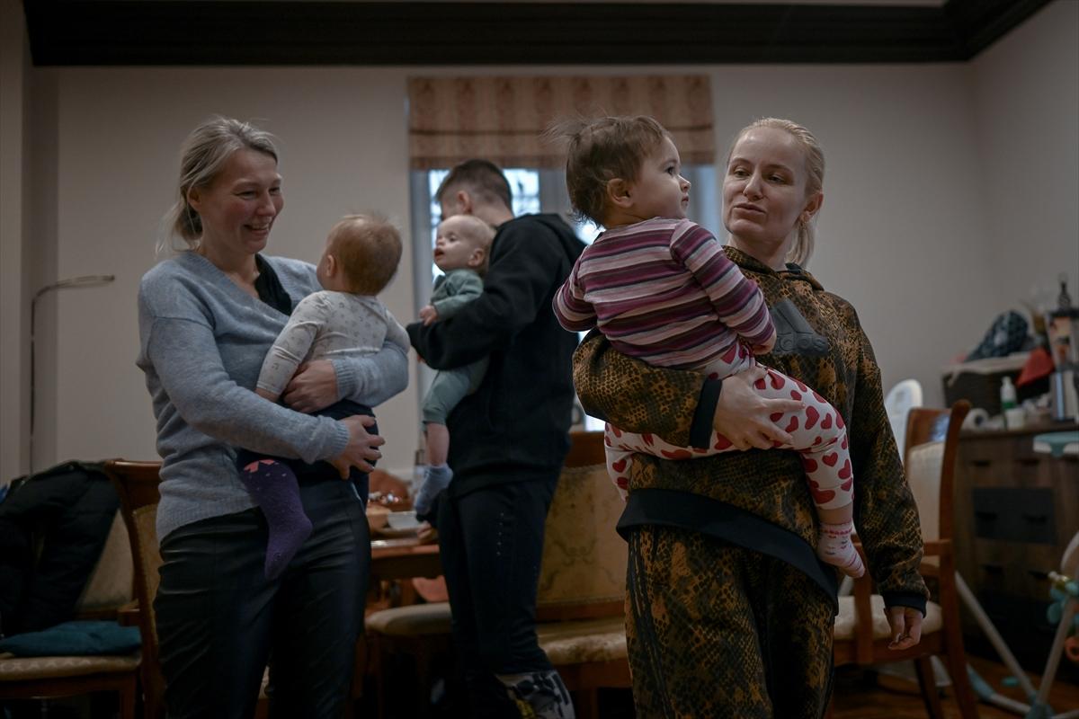 Ukrayna'da ebeveynsiz kalan çocukların koruyucu annesi! Mariya...