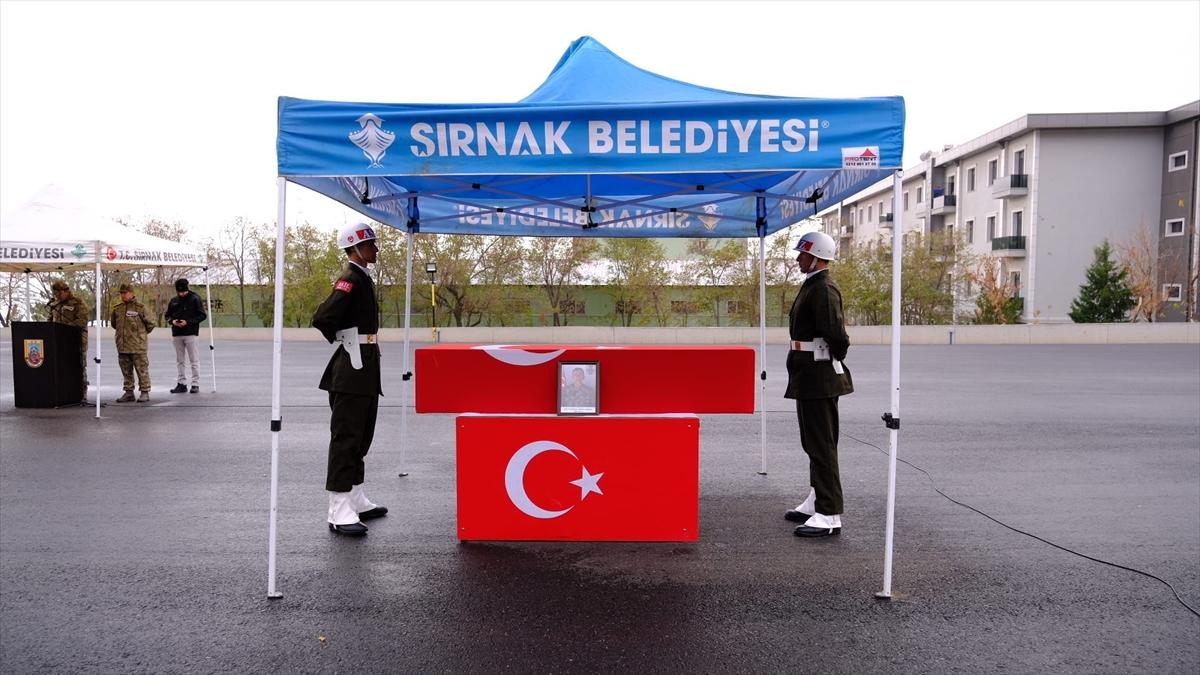 Türkiye şehitlerine veda ediyor