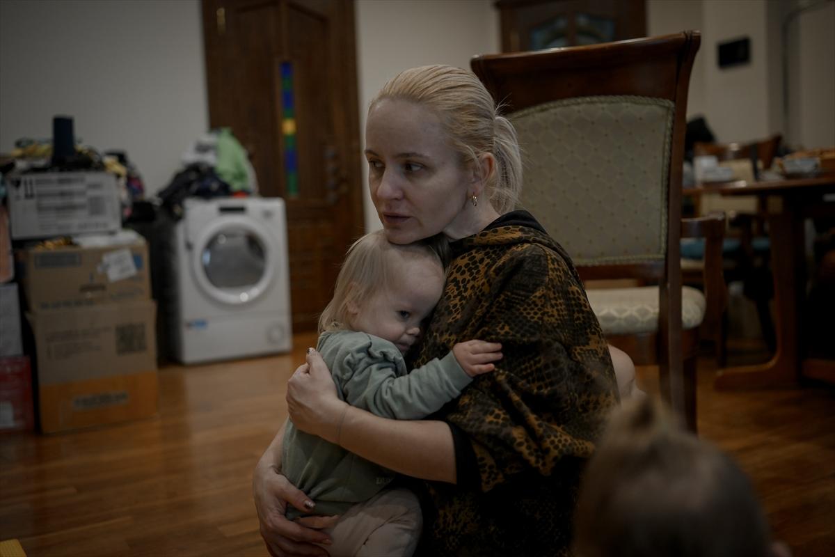 Ukrayna'da ebeveynsiz kalan çocukların koruyucu annesi! Mariya...