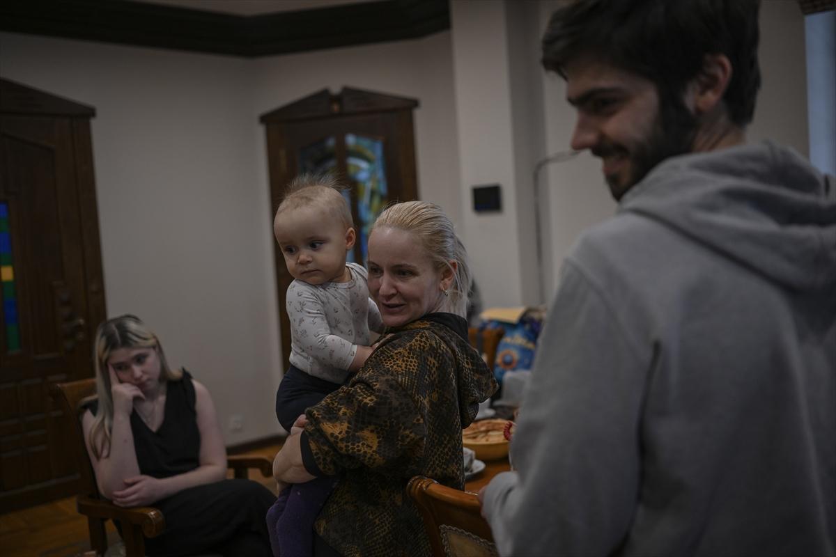 Ukrayna'da ebeveynsiz kalan çocukların koruyucu annesi! Mariya...