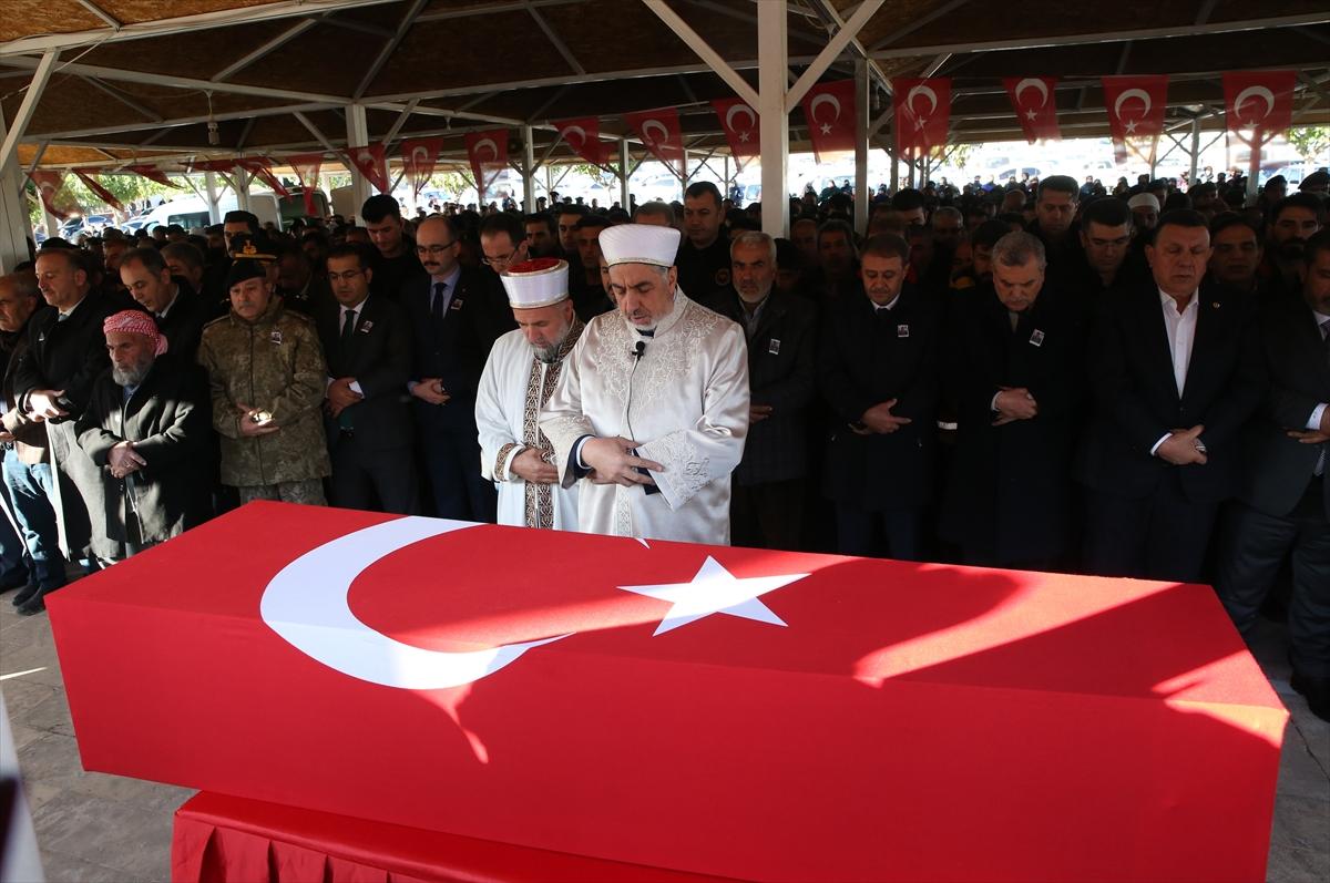 Türkiye şehitlerine veda ediyor