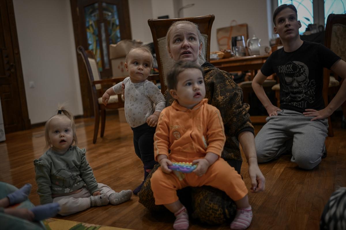 Ukrayna'da ebeveynsiz kalan çocukların koruyucu annesi! Mariya...