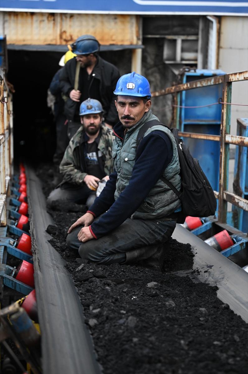 Somalı madenciler, arama kurtarma eğitimlerini tamamladı
