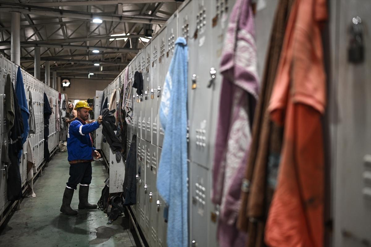 Somalı madenciler, arama kurtarma eğitimlerini tamamladı