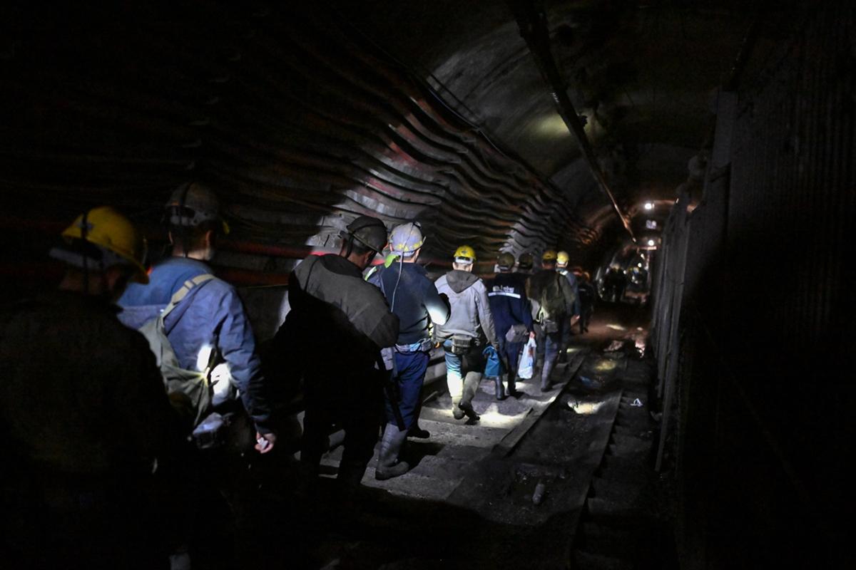 Somalı madenciler, arama kurtarma eğitimlerini tamamladı