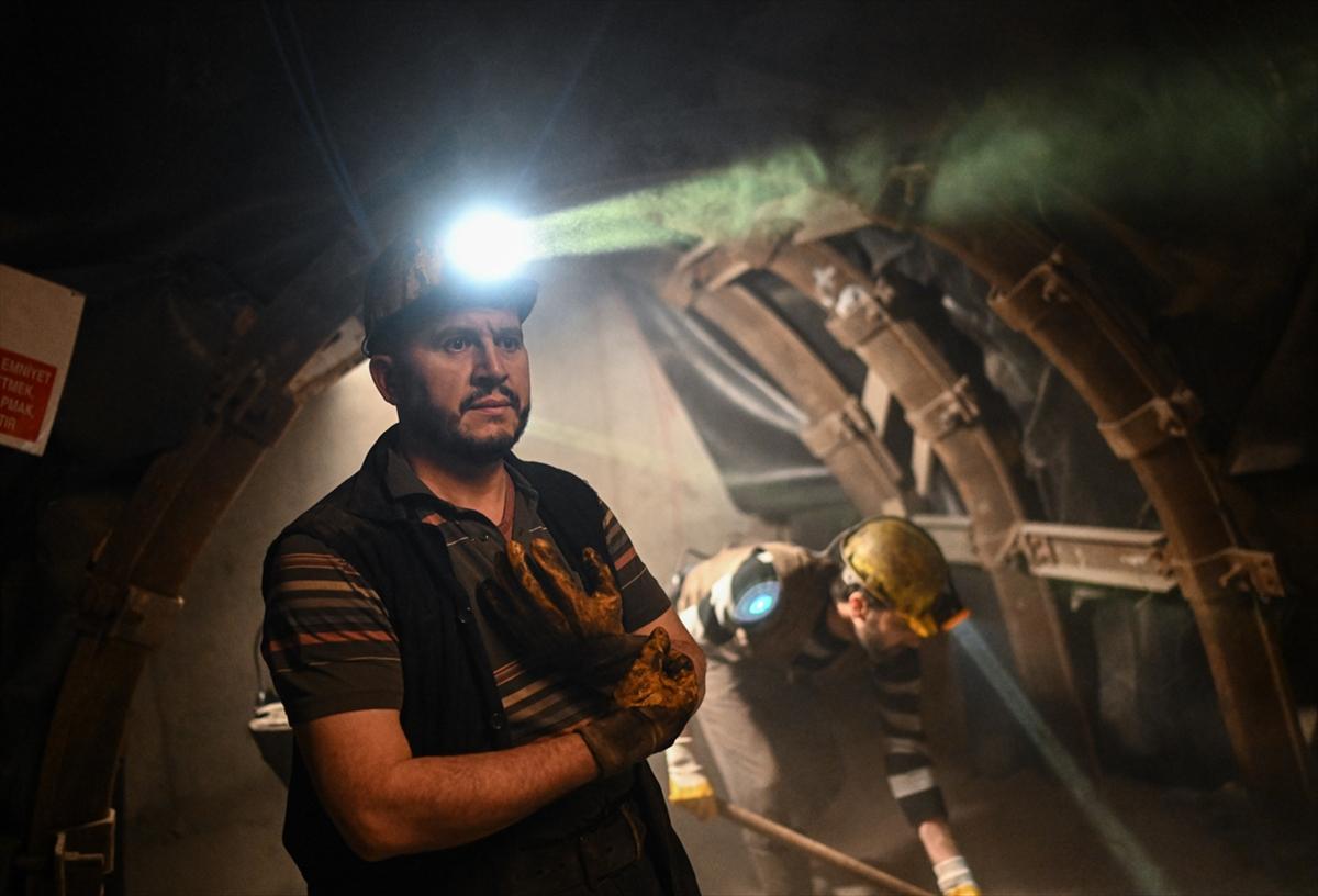 Somalı madenciler, arama kurtarma eğitimlerini tamamladı