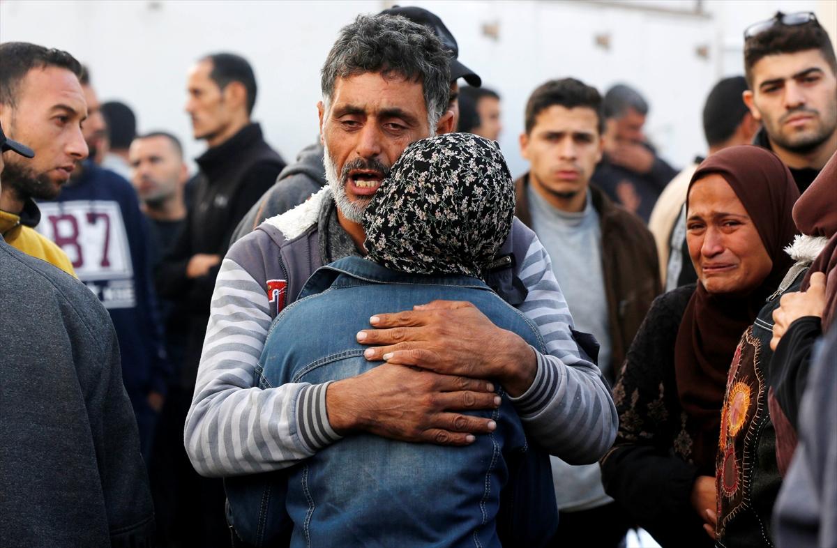 Gazze'de anne ve babaların gözyaşları 2 aydır dinmiyor