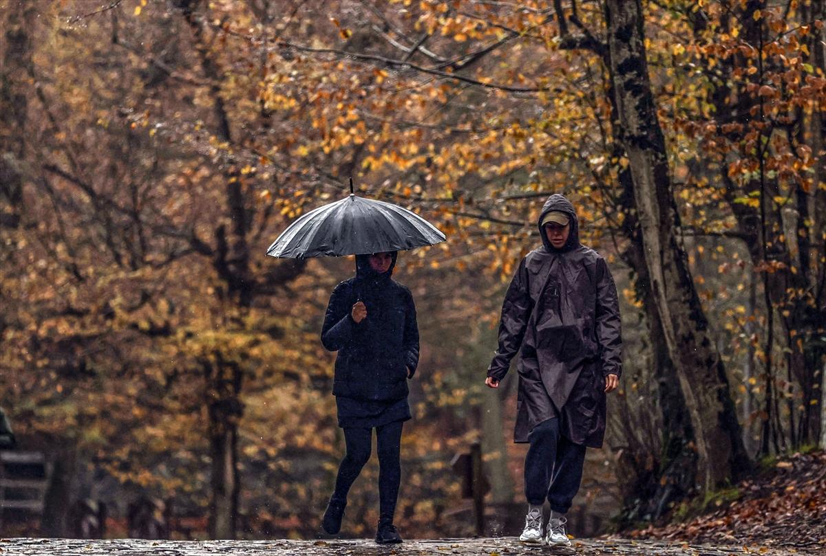 İstanbul sonbahar renklerine büründü