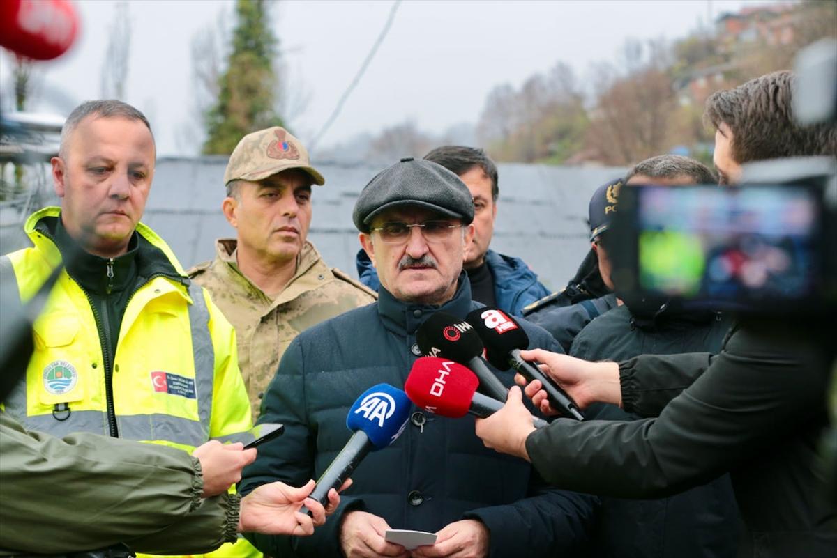 Zonguldak'ta heyelan: Anne ve oğlu aranıyor