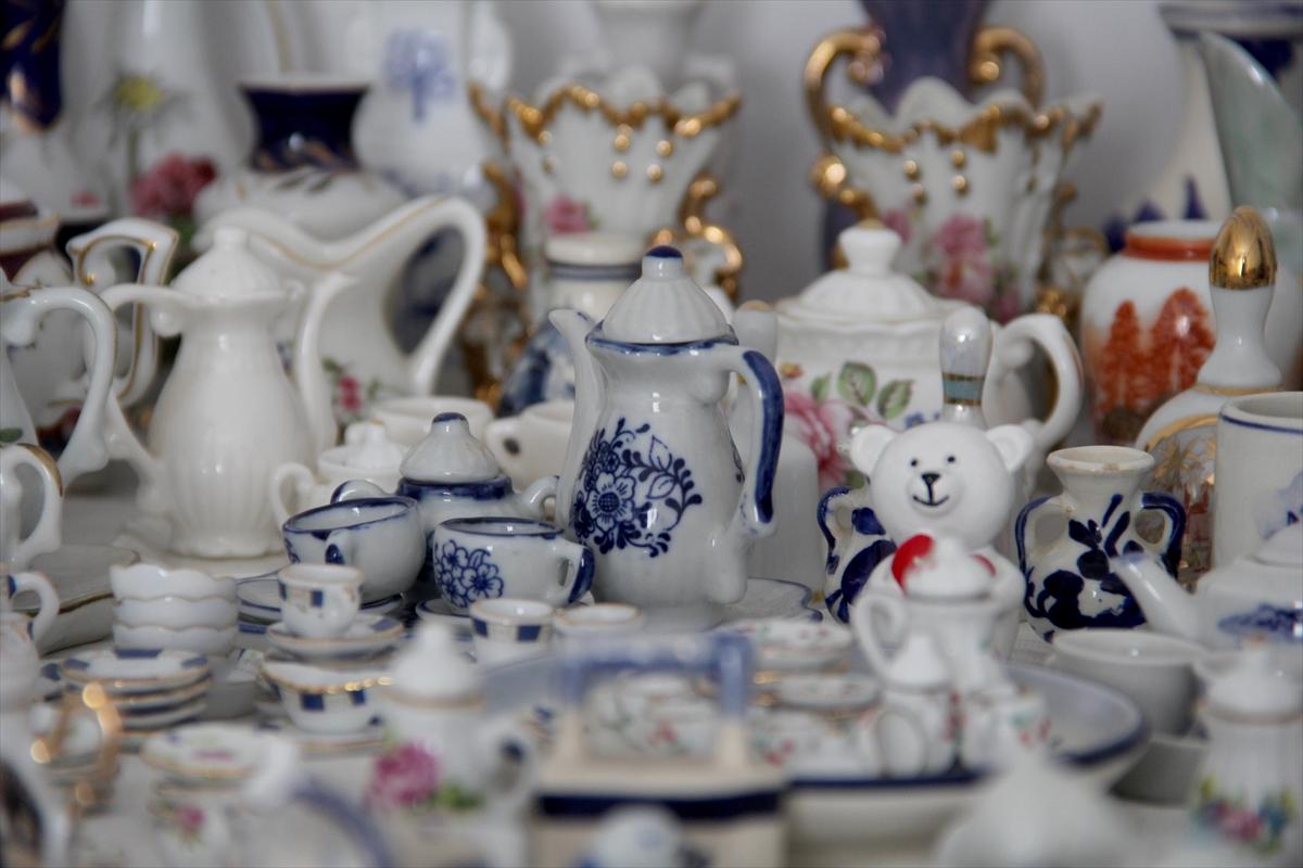 Kayserili koleksiyoner, dünyayı gezerek 1500 parça mini biblo biriktirdi