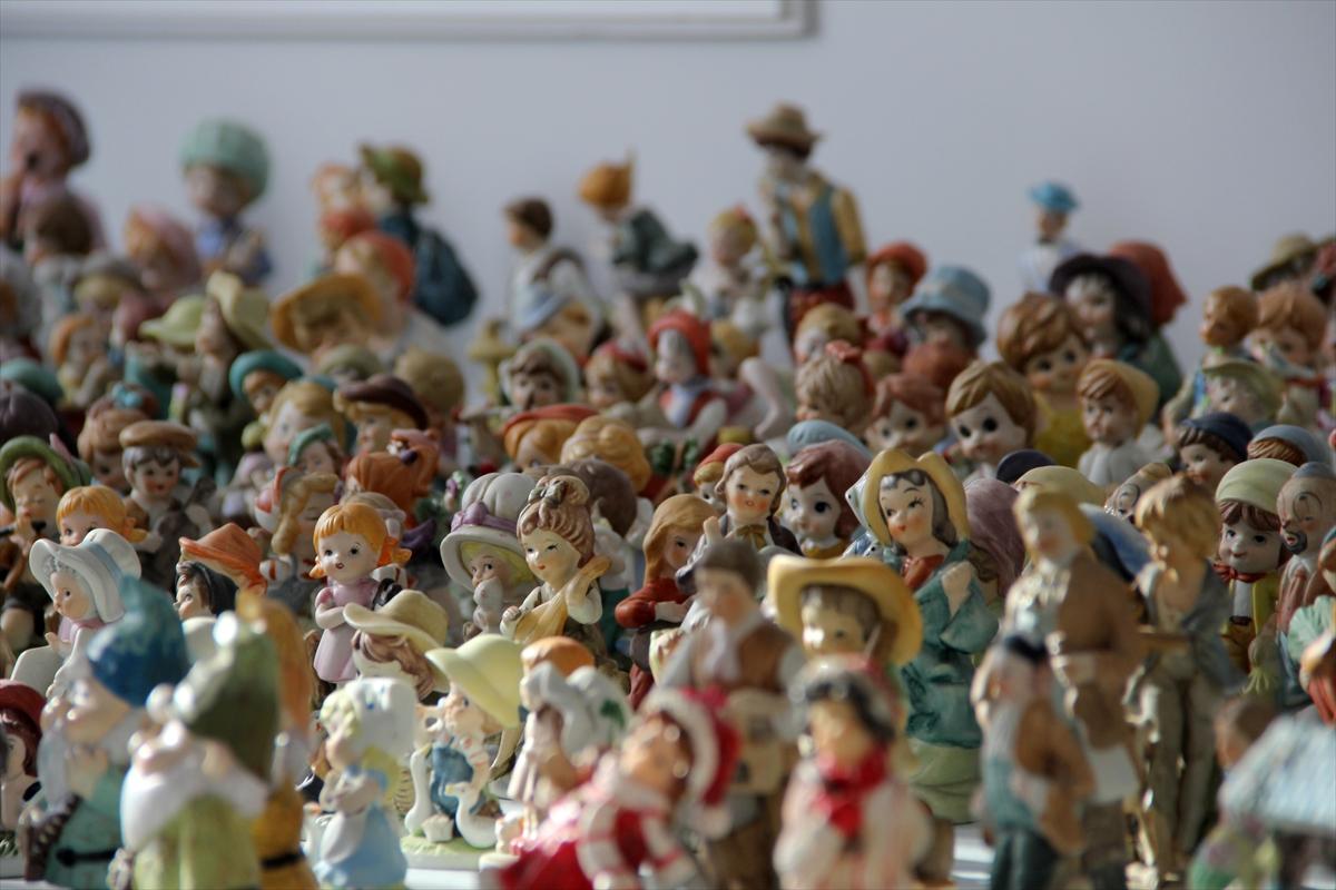 Kayserili koleksiyoner, dünyayı gezerek 1500 parça mini biblo biriktirdi