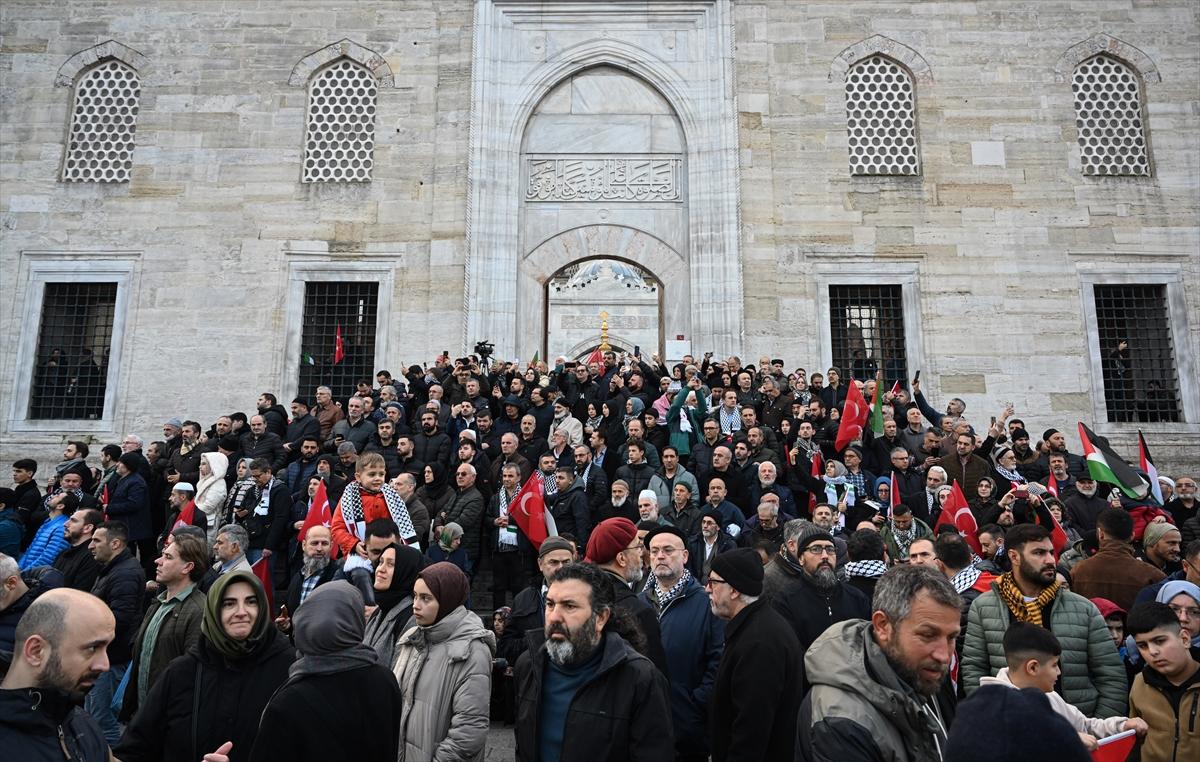 İstanbul'da tarihi yürüyüş: Şehitlerimize Rahmet, Filistin'e Destek, İsrail'e Lanet!
