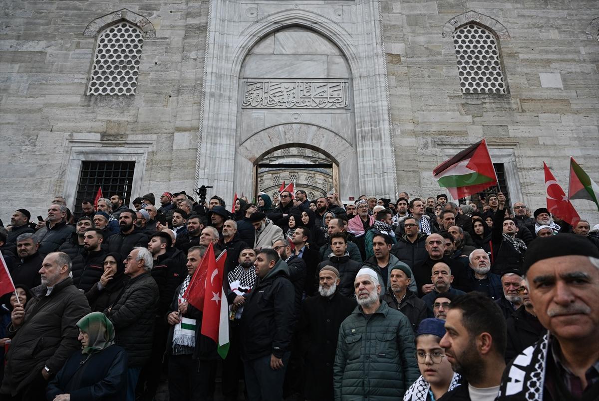 İstanbul'da tarihi yürüyüş: Şehitlerimize Rahmet, Filistin'e Destek, İsrail'e Lanet!
