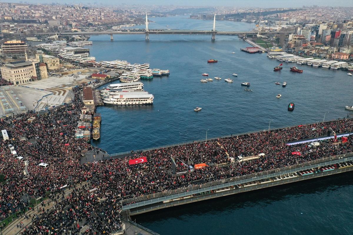 İstanbul'da tarihi yürüyüş: Şehitlerimize Rahmet, Filistin'e Destek, İsrail'e Lanet!