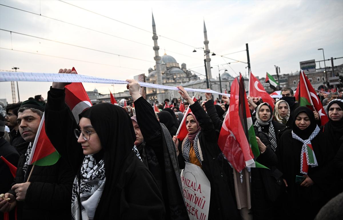 İstanbul'da tarihi yürüyüş: Şehitlerimize Rahmet, Filistin'e Destek, İsrail'e Lanet!