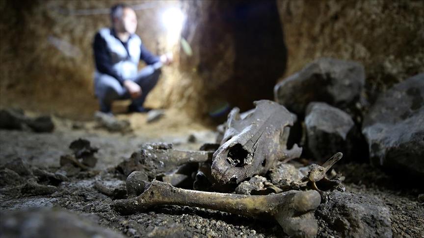 Sarayini'ne tünellerle bağlı yeni bir yer altı şehri bulundu