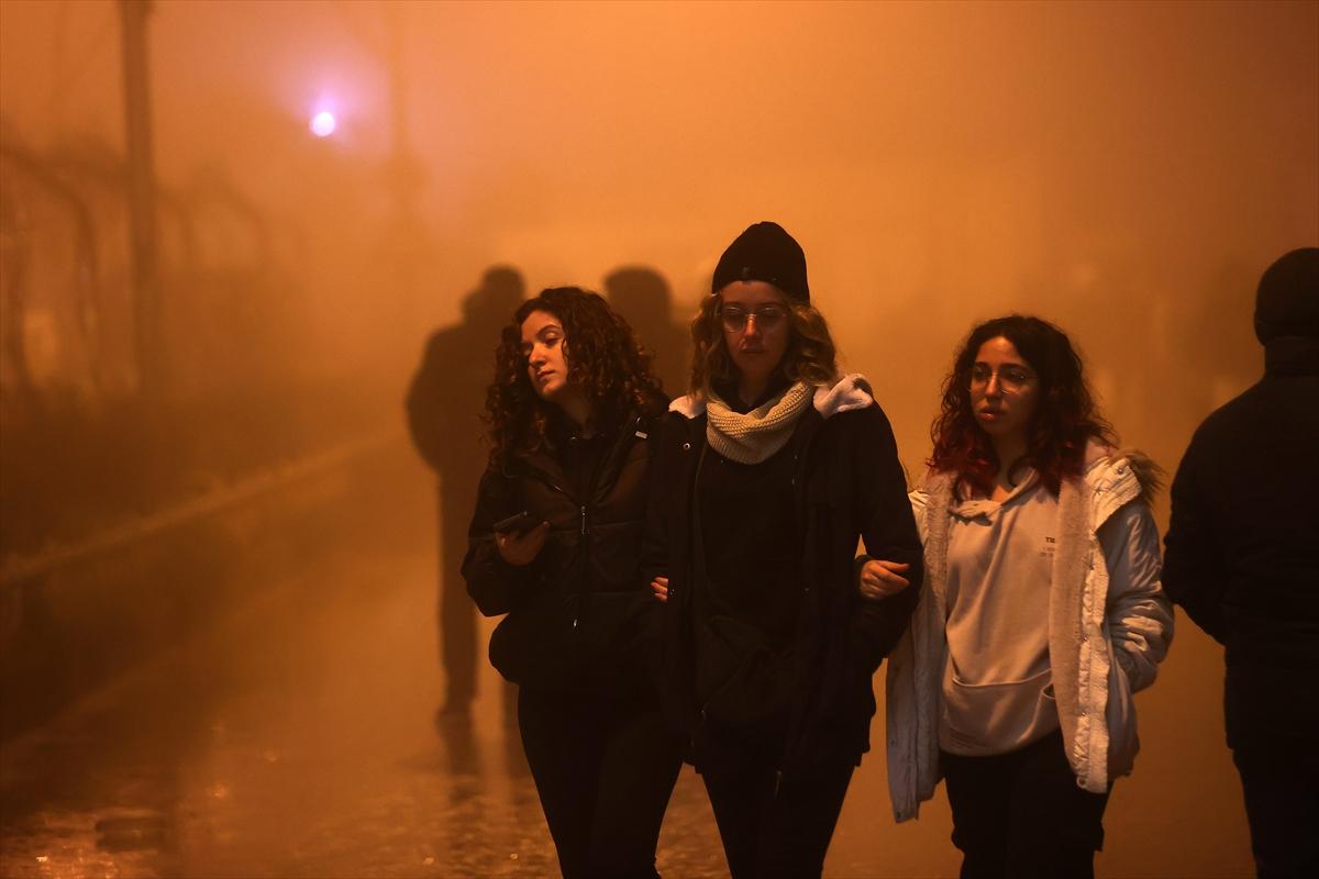 Depremzedeler, 6 Şubat'ın yıl dönümünde sokaklarda