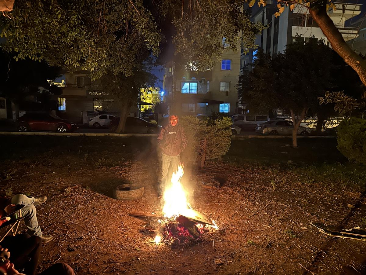 Depremzedeler, 6 Şubat'ın yıl dönümünde sokaklarda