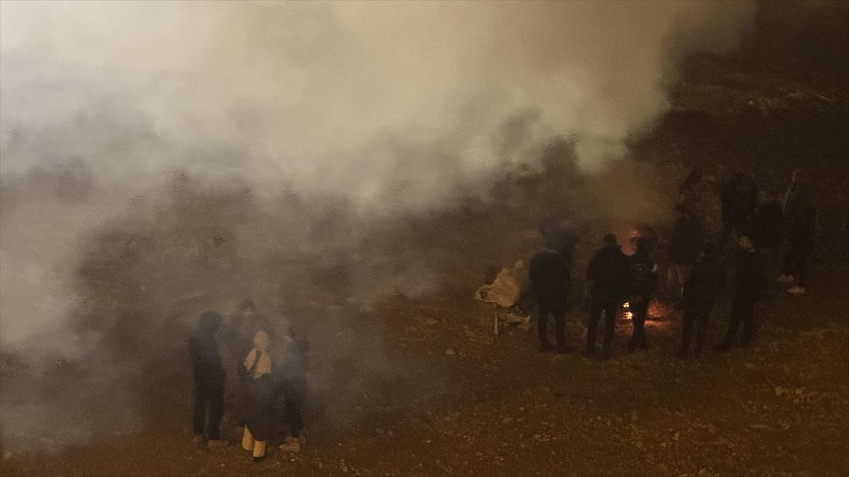 Depremzedeler, 6 Şubat'ın yıl dönümünde sokaklarda