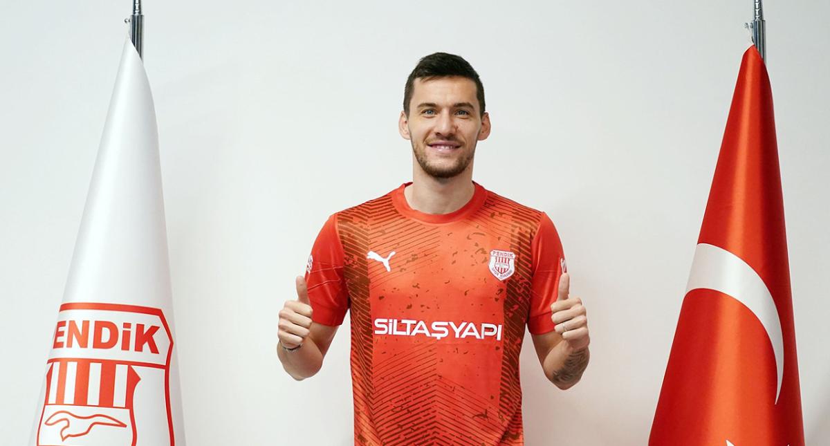 Süper Lig ekiplerinin devre arası transfer döneminde kadrosuna kattığı futbolcular