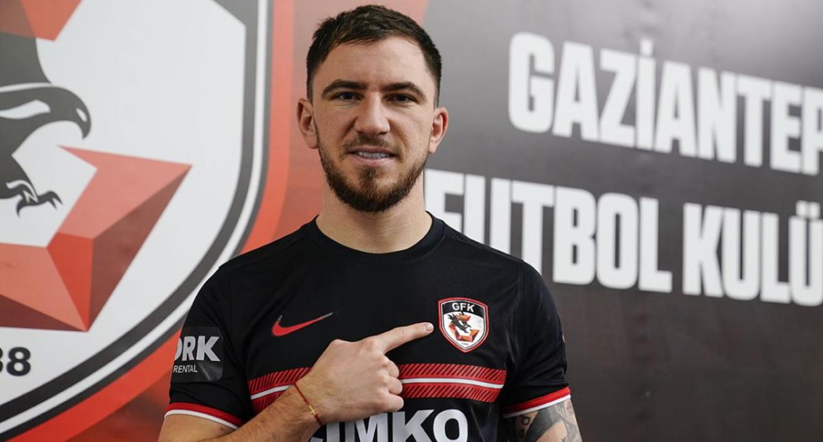 Süper Lig ekiplerinin devre arası transfer döneminde kadrosuna kattığı futbolcular