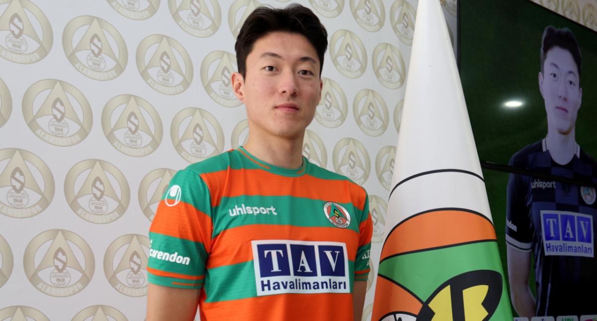 Süper Lig ekiplerinin devre arası transfer döneminde kadrosuna kattığı futbolcular