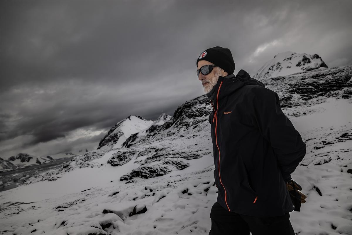 Türk bilim insanları, Antarktika'da dünyanın geleceği için 22 araştırma yaptı