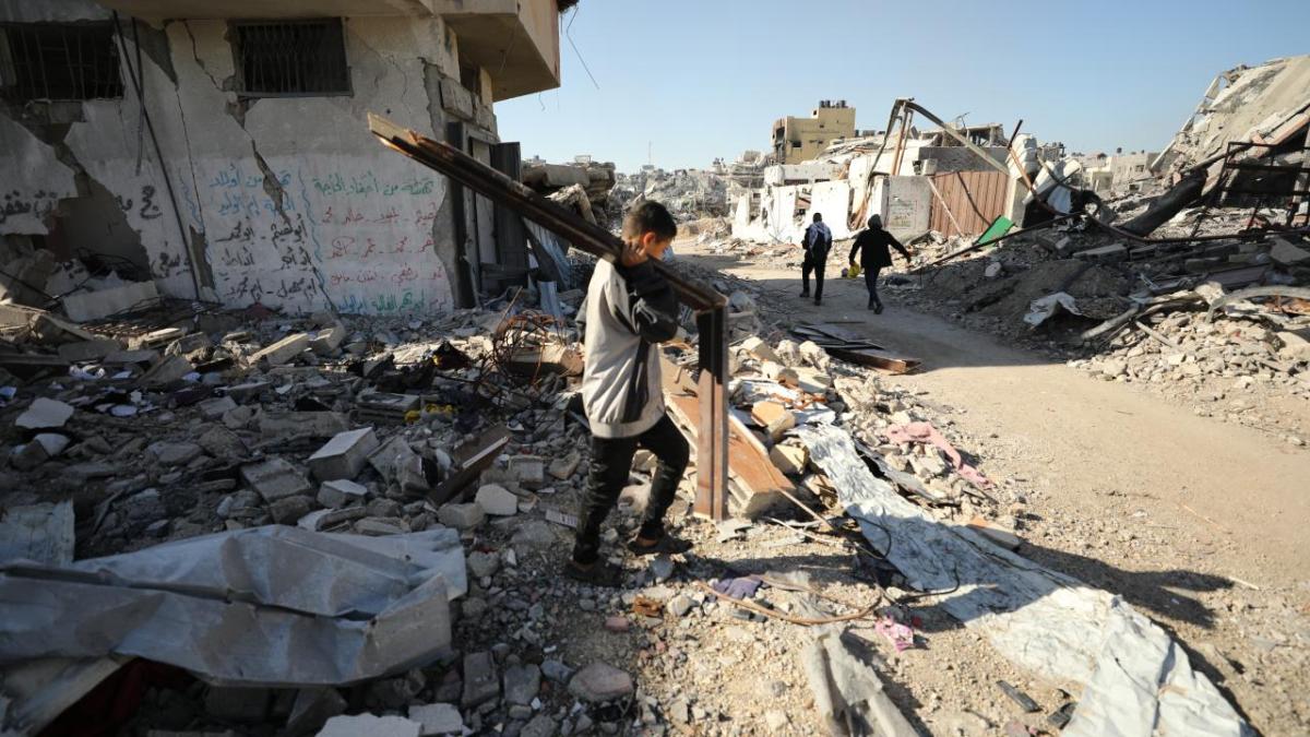 Gazze'de çocukların yakacak telaşı