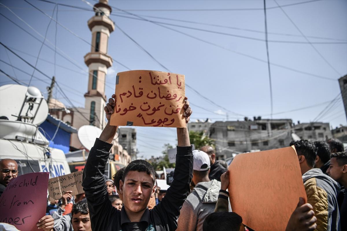 Gazzeli çocuklardan dünyaya mesaj var! 'Ölüyoruz yardım edin'