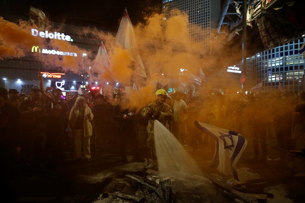 İsrail'de Netanyahu protestoları: Bizim hükümetimiz değilsiniz!
