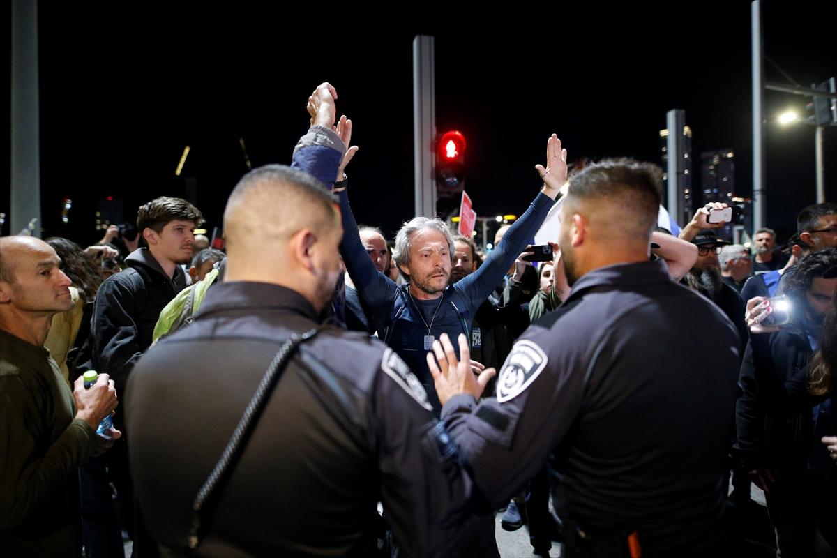 İsrail'de Netanyahu protestoları: Bizim hükümetimiz değilsiniz!