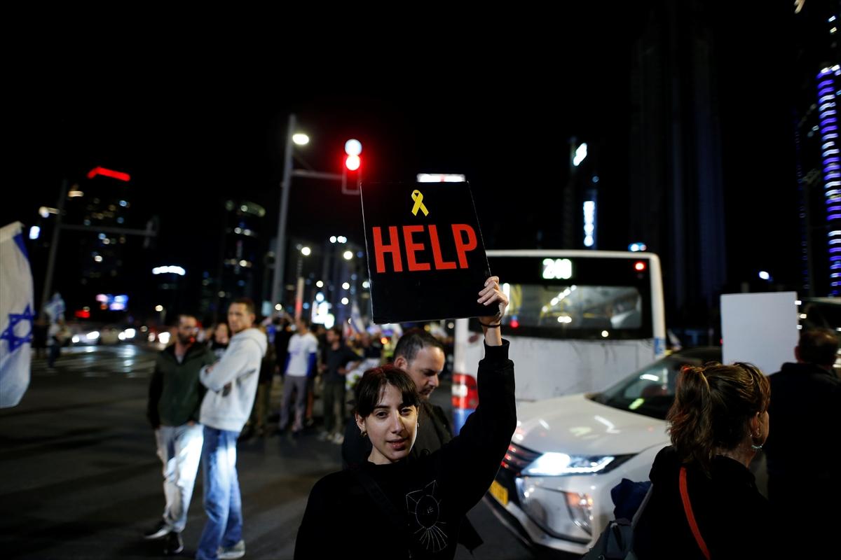 İsrail'de Netanyahu protestoları: Bizim hükümetimiz değilsiniz!