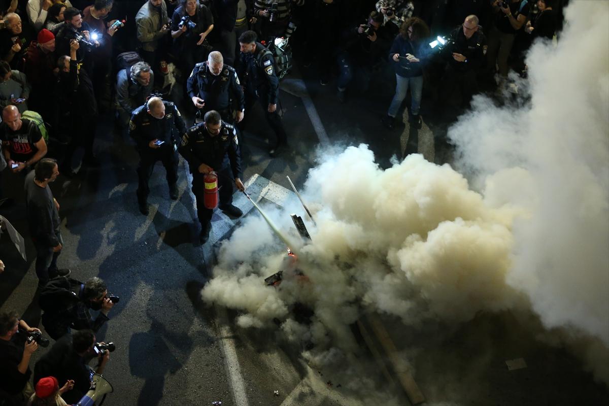 İsrail'de Netanyahu protestoları: Bizim hükümetimiz değilsiniz!