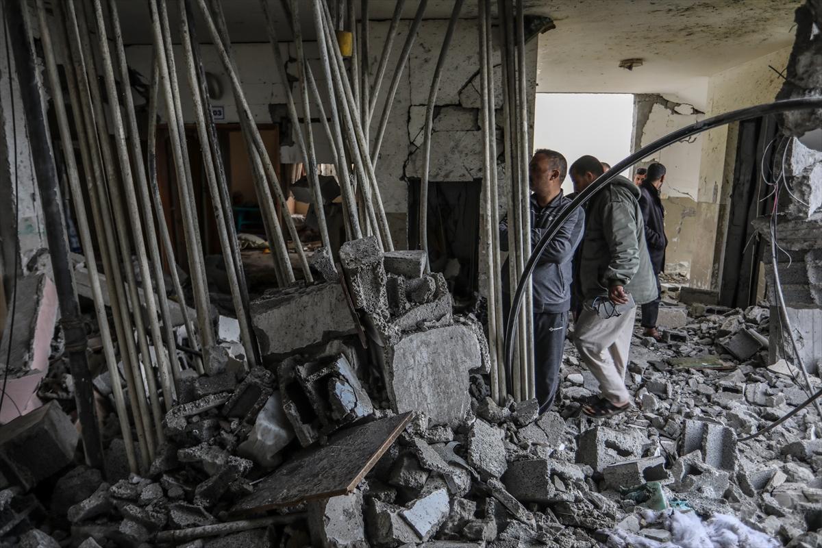 İsrail tüm tepkilere rağmen Gazzelilerin sığındığı Refah'ı vurdu