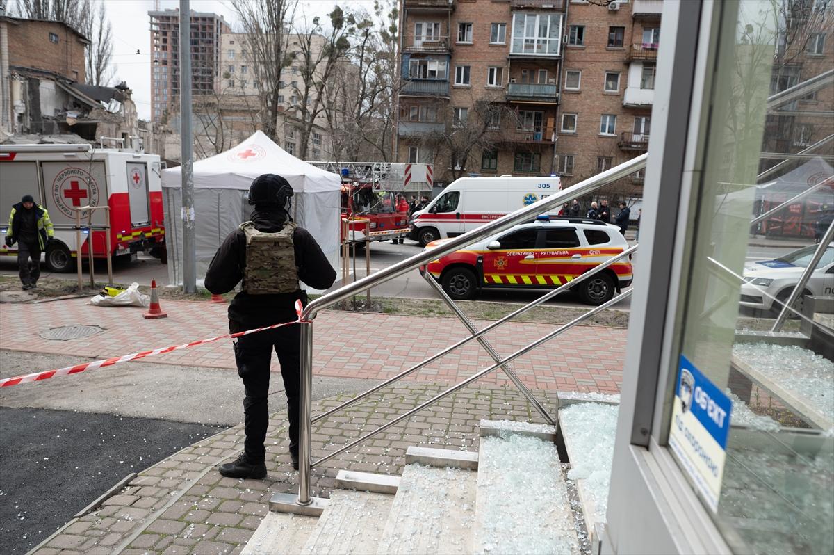 Rusya Kiev'e balistik füzelerle saldırdı