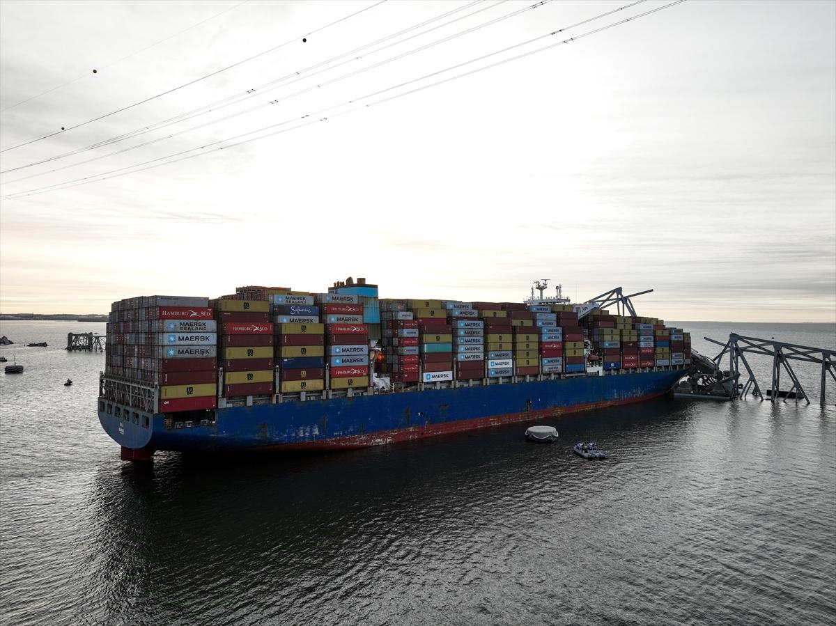 ABD'de gemi çarpması sonucu çöken köprü