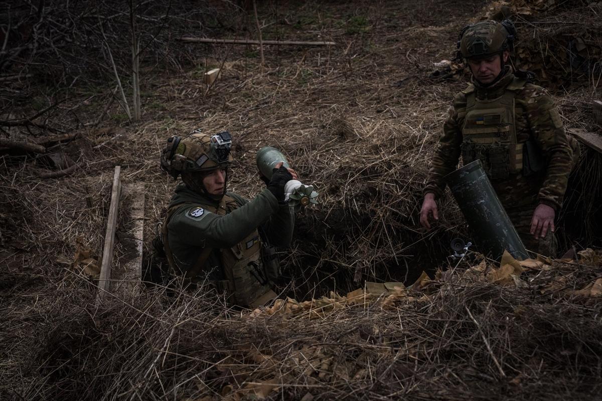 Ukrayna askerleri tatbikatta