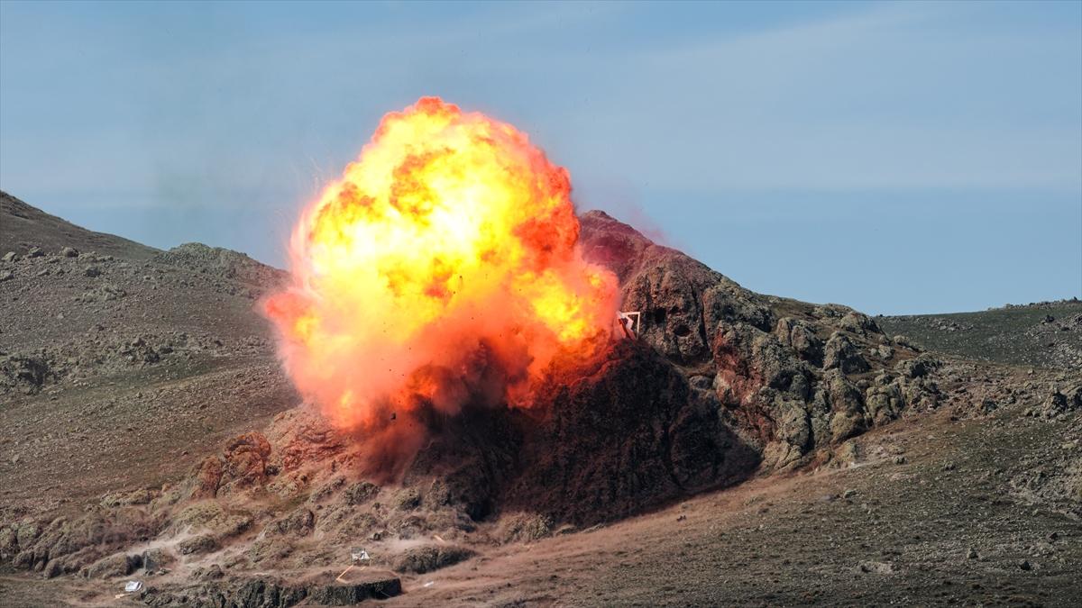 Mehmetçik'in zorlu kış tatbikatı
