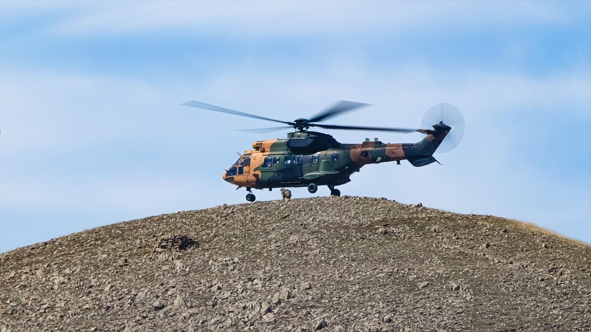Mehmetçik'in zorlu kış tatbikatı