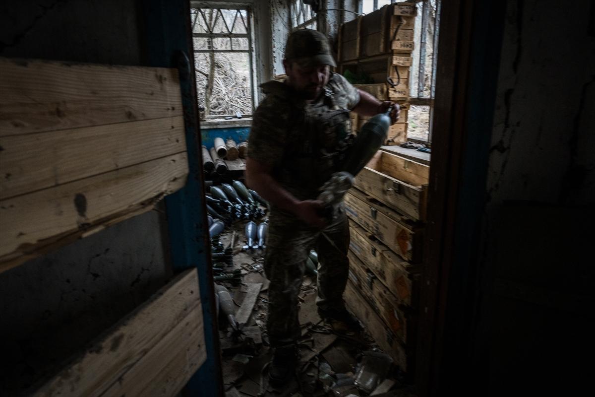 Ukrayna birlikleri Donetsk Oblastı'nda askeri hareketliliğini sürdürüyor