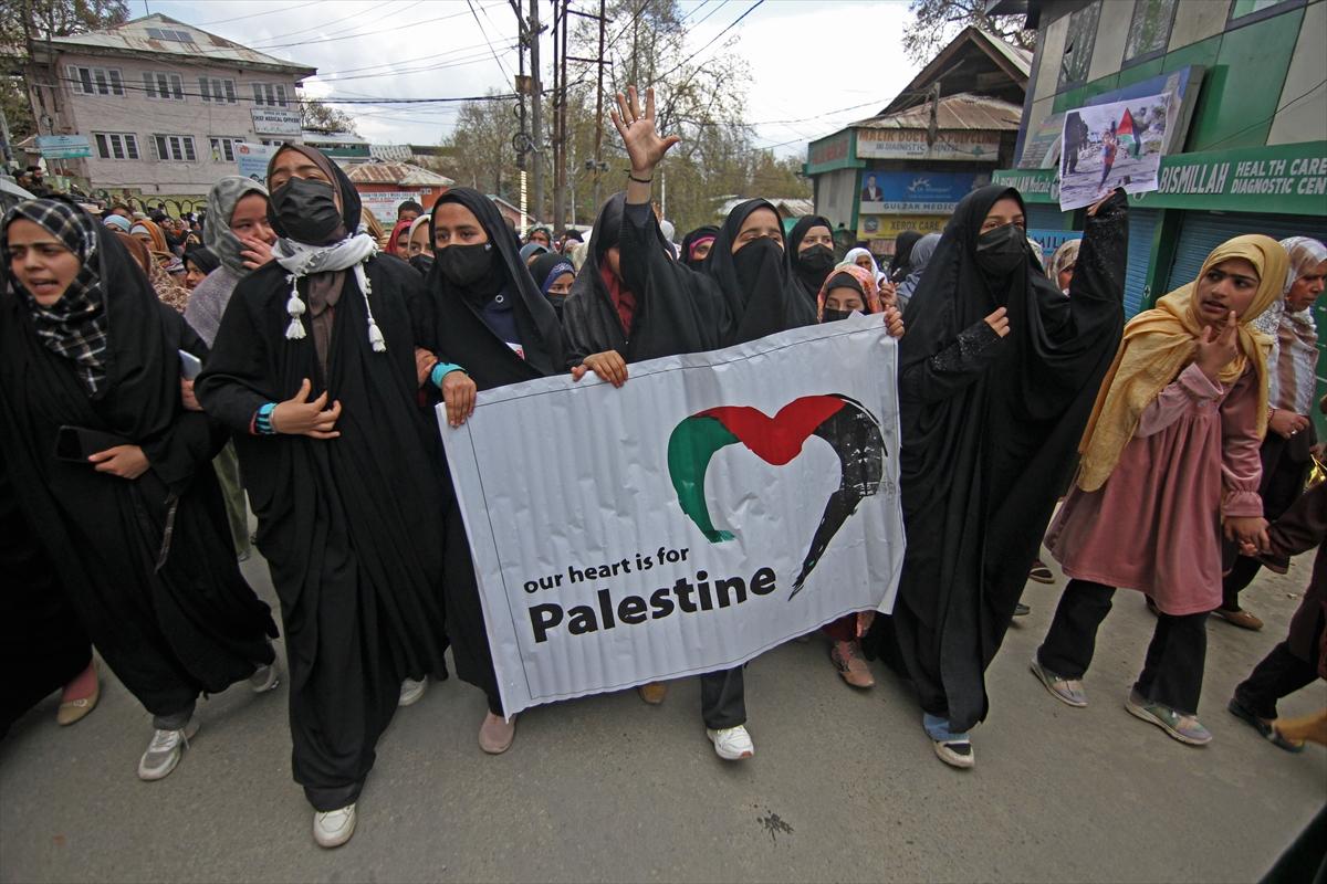 Hindistan'da İsrail karşıtı gösteri düzenlendi