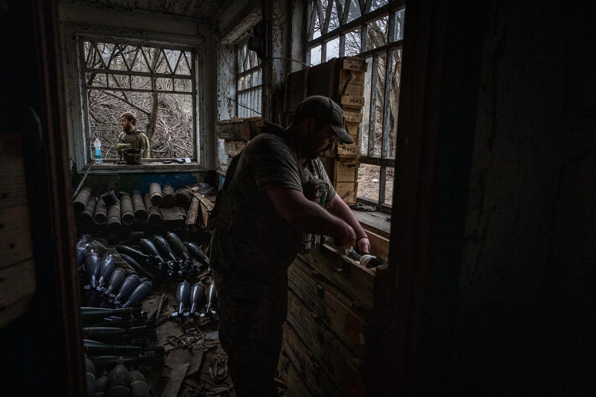 Ukrayna birlikleri Donetsk Oblastı'nda askeri hareketliliğini sürdürüyor