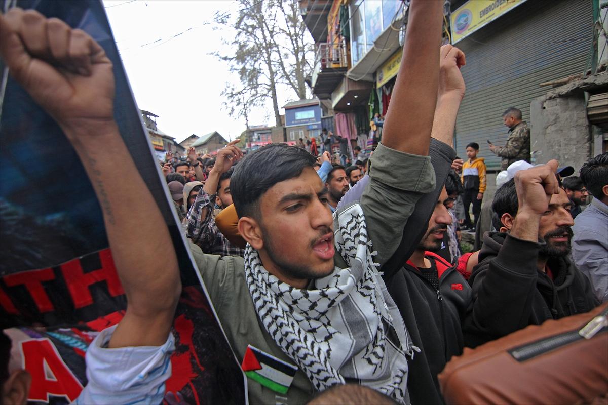 Hindistan'da İsrail karşıtı gösteri düzenlendi