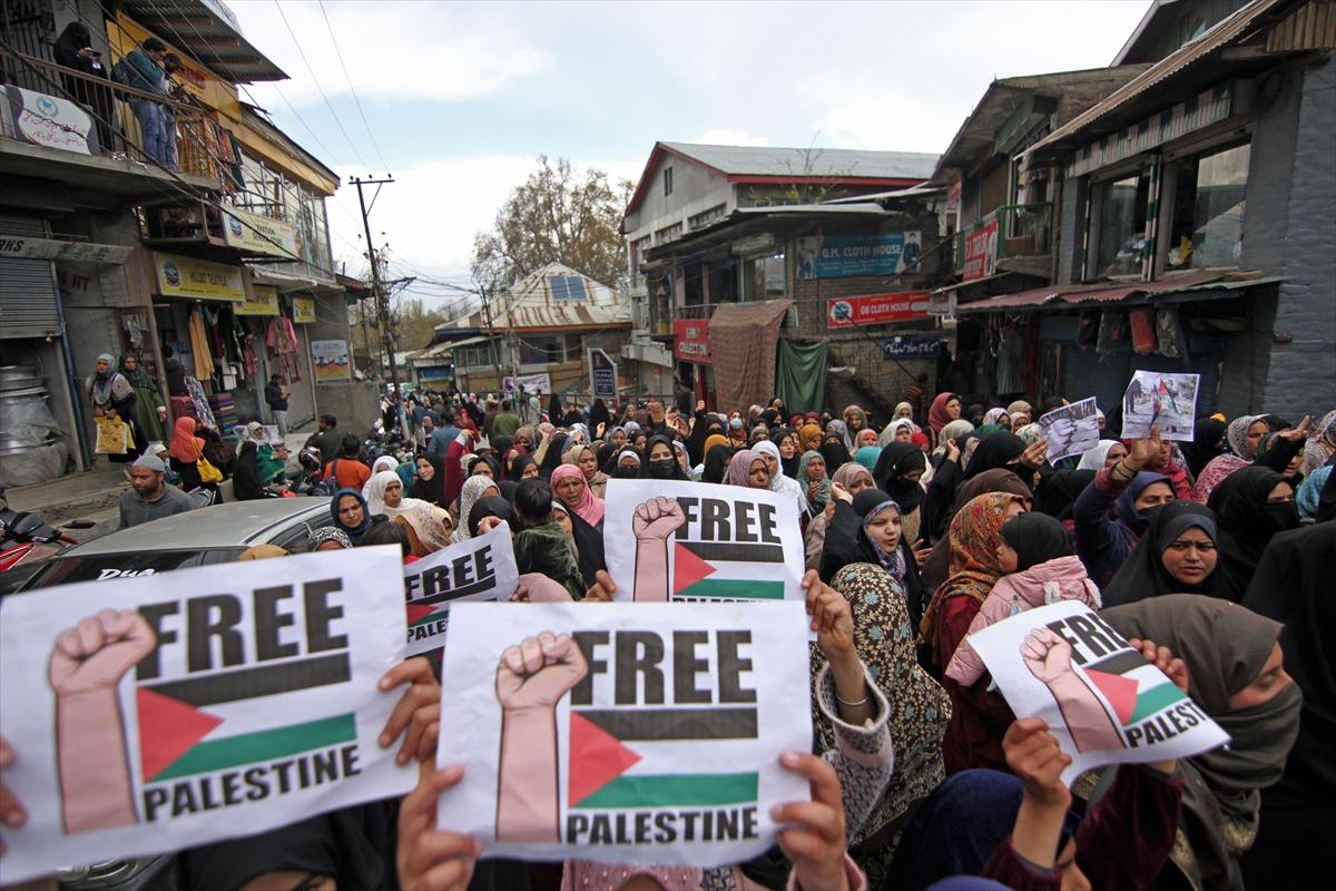 Hindistan'da İsrail karşıtı gösteri düzenlendi