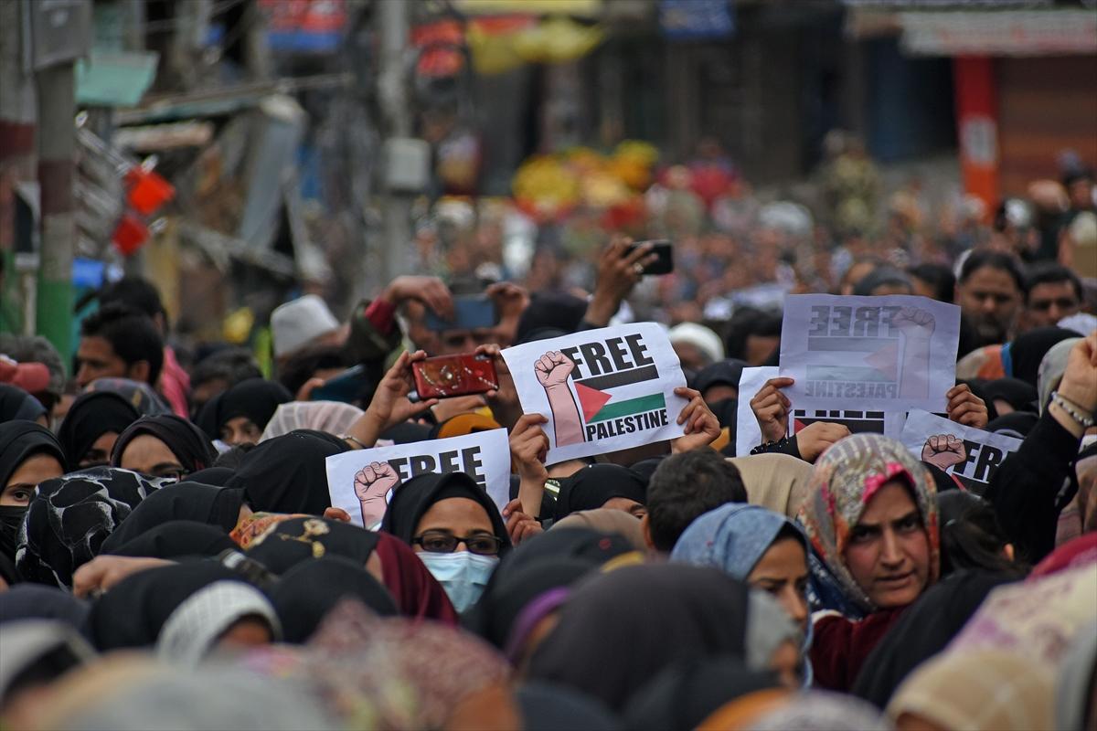 Hindistan'da İsrail karşıtı gösteri düzenlendi