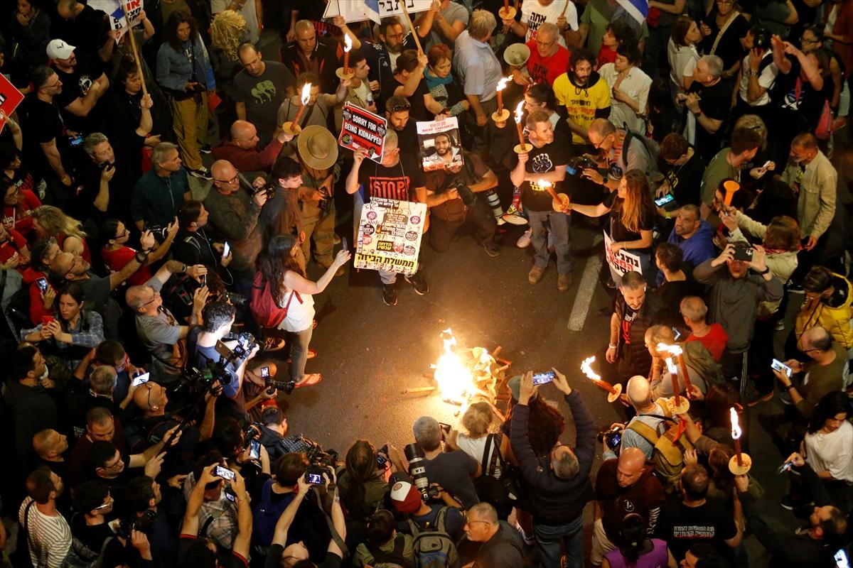 İsrail'de erken seçim protestosu: Netanyahu'nun istifasını istediler