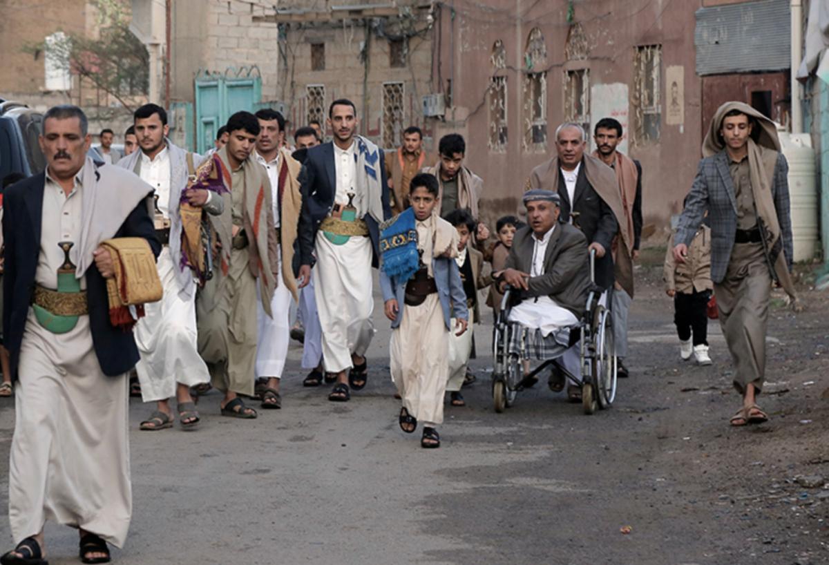 İslam alemi bayram namazı için camileri doldurdu