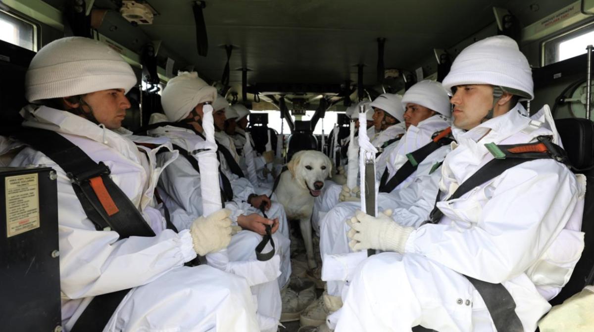 Mehmetçik, bayramı görev başında karşıladı