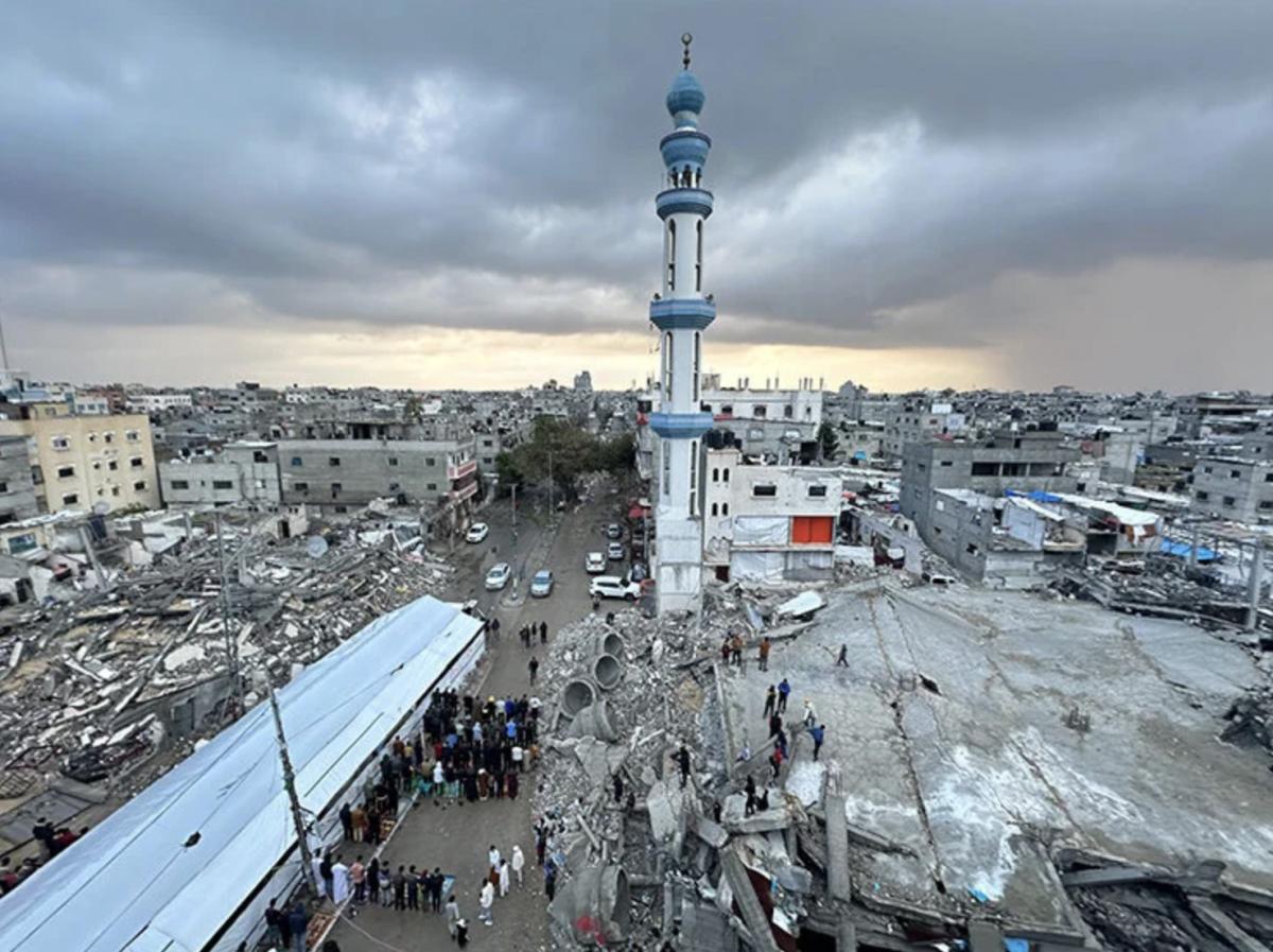 İslam alemi bayram namazı için camileri doldurdu